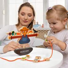 Blocs de construction en bois pour enfants avec épouvantail à corde d'équilibre. Jeu d'empilement de légumes amusant pour l'éducation précoce. Jouet de puzzle avec corde à porter. Jeu d'équilibre d'épouvantail en bois pour le développement de l'intelligence et l'interaction parent-enfant