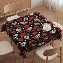 1 pièce Nappe en polyester noir avec motif squelette, motifs de crânes, fleurs et cœurs. Nappe rectangulaire/carrée imperméable, anti-taches et sans plis. Pour la décoration intérieure et extérieure, maison, chambre, salle de bain, cuisine et salle à manger. Idéal pour Halloween, Noël, mariage, anniversaire, fête, pique-nique et autres occasions festives.