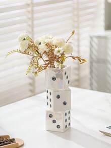 Bình gốm hình xúc xắc thủ công - Bình gốm hình xúc xắc độc đáo để trang trí hoa khô, hoa hồng, cỏ lau - Thiết kế tinh tế, bình gốm hình xúc xắc thủ công - Mang đến vẻ đẹp tuyệt vời cho bất kỳ không gian hiện đại nào - Món quà hoàn hảo, đồ trang trí nhà cửa, trang trí phòng, bình hoa, bình thủy tinh. - Nhiều màu - Xem 2