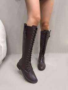 2025 Botas Femininas Cano Alto de Salto Baixo com Bico Redondo, Última de Outono/Inverno, Com Cadarço e Zíper Interno, Casual, Confortável, Moda Versátil e Sexy, Adequado para Bailes, Festas, Festivais de Música, Etc.