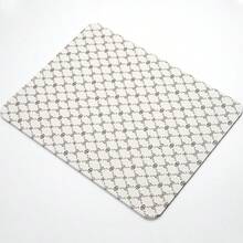 1PC Arm Rest For Nails - Nail Art Accessories Tool, Soft And Comfortable Armrest Mat, For Nails Tech Nail Supplies Nail Tech Must-Haves Nail Table For Nail Tech Nail Art For Home DIY Manicure Easy To Clean And Suitable For Personal Use Or Nail Salon