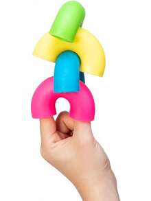 Schylling NeeDoh  'N' Squeeze - Sensory Squeeze Toy - Contains 4 Squishy Noodles - 3" Wide - Color May Vary (Pack Of 1),This Is The Best Gift To Give Them On Christmas, Halloween Or A Child's Birthday. - 1 - 查看 4