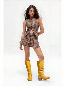 Women's Knee High Chunky Block Heel Square Toe Low Heel Boots, Style - Yellow - View 3