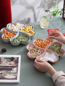 1pc Heart-Shaped Party Snack Tray, Can Be Used As Appetizer Plate, Snack Bowl, Multi-Layer Snack Bowl Tray, Can Hold Nuts, Candies, Fruits, Reusable, With 4 Compartments Plastic Snack Tray, Suitable For Home, Restaurant, Kitchen, Christmas Gift