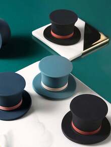 2pcs/Set Dual Sealing Silicone Wine, Beer, Champagne Bottle Stoppers & Stainless Steel Spade A Shaped Bottle Opener, Suitable For Bar, Kitchen, Soda, Beer, Wine, Cocktail Preservation, Beverage Storage, Summer Party, Halloween And Christmas Party Supplies