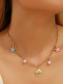Shell Necklace For Women,18k Gold Plated Layered Starfish Conch SeaShell Pearl Pendant Charm Necklace,Non Tarnish Adjustable Stainless Steel Chain Stack Jewelry For Summer Beach Vacation Mother's Day Give Her A Gift