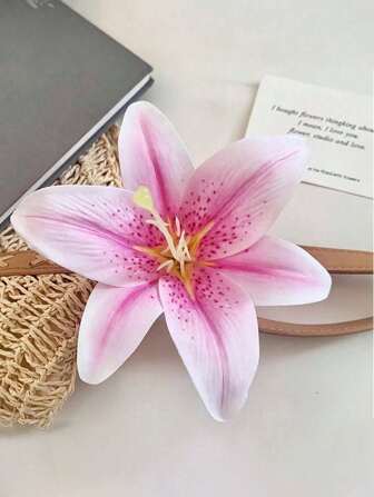 1pc Lily Flower Hair Clip, Hawaiian Style, Artificial Flower Hair Clip For Women Back To School Season, Plumeria Flower Hair Clip For Summer, Suitable For Holiday Beach Party, Summer Tropical Floral Hair Accessory, Wedding Party, Girls' Festival Gift
