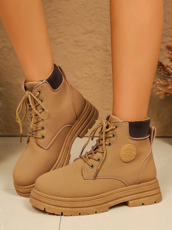 2025 Women's New Chunky Short Boots, Anti-Slip Fashion Boots, Suitable For All Seasons