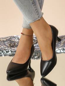 Tacchi alti a punta opaca, design elegante in pelle, adatti per lavoro, pendolarismo, appuntamenti, versatili e lusinghieri, eleganti, tacco a gattino