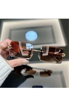 A Pair Of European And American Fashion Decorative Glasses For Women, With Metal Frame And Small Square Lens Assembly, Suitable For Parties And Daily Shopping. - 棕色 - 查看 5