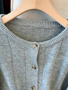 Cárdigan casual de manga larga con cuello redondo y botones para mujer, adecuado para uso diario