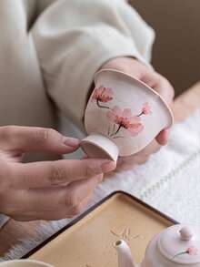 1 pieza/2 piezas Taza de té de cerámica con flores pintadas a mano, Taza de té con brillo del atardecer y mariposa, Taza de té de porcelana rosa femenina, Taza de té con tallo floral romántico, Juego de té Gongfu, Taza de té amada por las hadas, Taza de invitados para el hogar, Adecuada para todas las estaciones