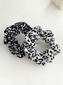 1pc Women's Cartoon Black & White Leopard Dot Wave Scrunchie, Elegant Retro Fashion Versatile Hair Accessory For Ponytail & Bun, Suitable For Daily Hairstyles, Ponytail Holders, Hair Elastics, Hair Rubber Bands, Scrunchies, Hair Rope ,Animal Print