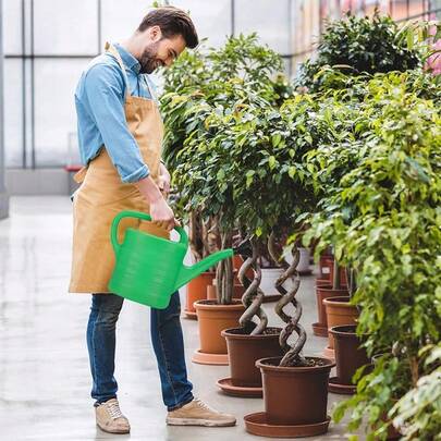 5L Oval Durable Garden Watering Can, Plastic Sprinkler Can With Nozzle For Indoor Outdoor Gardening