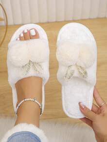 1 Pair Faux Fur Soft Comfortable Women's House Slippers, Cute Fluffy Open Toe Plush Slippers, Casual Style For Autumn/Winter, Daily Indoor/Bedroom White Slippers