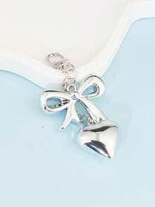 Cute Heart Keychain For Women & Men – Silver Double Heart Key Ring With Charm – Keychain For Backpack, Car, Purse Halloween Accessories Teachers Day Christmas Gift Ideas Bag Accessories Lanyards With Id Holder Car Accessories Bag Charms