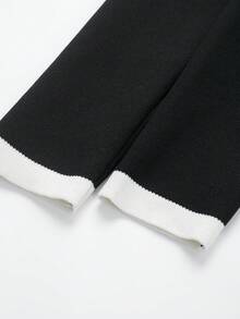 Long Sleeve Solid V-Neck Casual Knit Sweater With Metal Buttons, Suitable For Spring/Autumn/Winter - Black and White - View 5