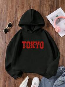 少女连帽卫衣，饰有红色字母和红色跑车图案。柔软舒适，可机洗，休闲时尚，适合旅行、聚会和校园穿着。也适合上学、度假和购物。 - 黑色 - 查看 5