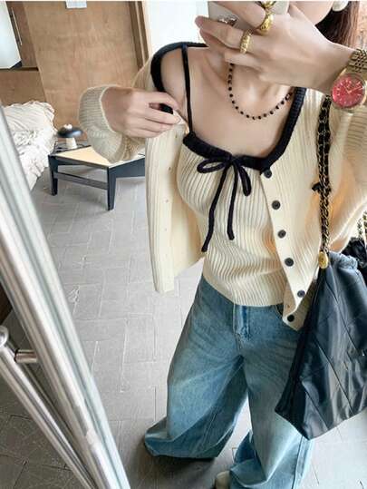 韩版撞色针织开衫搭配吊带背心，初秋舒适叠穿毛衣外套