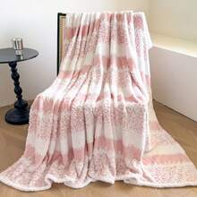 1pc Colorblock Striped Flannel Blanket, Textured Jacquard Design, Soft & Comfortable, Suitable For All Seasons, Office Nap, Bedding, Or Lap Throw, Elegant Bedroom Decor, Versatile Throw Blanket For Adults, Pets, Office, Outdoor Camping, Holiday Gift, Available In Multiple Sizes