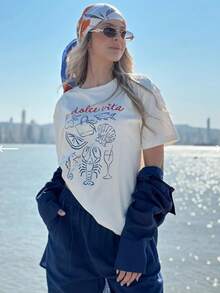 Camiseta Feminina Gola Redonda Estampa Linda de Verão LA DOCE VITA Blusa em Algodão