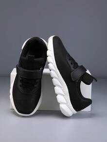 Low-Top Breathable Mesh Comfortable Casual Outdoor Children Sports Running Shoes - Black and White - View 3