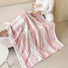 1pc Colorblock Striped Flannel Blanket, Textured Jacquard Design, Soft & Comfortable, Suitable For All Seasons, Office Nap, Bedding, Or Lap Throw, Elegant Bedroom Decor, Versatile Throw Blanket For Adults, Pets, Office, Outdoor Camping, Holiday Gift, Available In Multiple Sizes