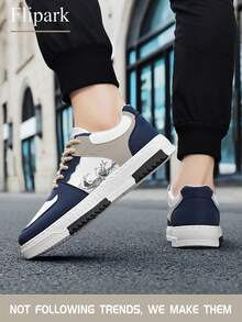 Flipark [Recommend Taking One Size Smaller] Men's Fashion Contrast Color Random Print Lace-Up Casual Flat Sneakers, Personalized Patchwork Outdoor Casual Sports Shoes, Couple Shoes