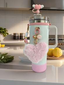 7 pièces Ensemble d'accessoires de tasse multicolore, convenant pour les accessoires de tasse de 40 onces, ensemble de tasse en silicone multiflash, comprenant un couvercle de paille en forme de cœur, une sangle de tasse en osier, un pendentif en boule rose en forme de cœur et un ensemble d'accessoires en forme de patte de chat