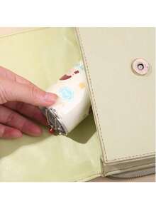 1 Can Cartoon Wet Wipes, Creative Portable Mini Wet Wipes Cute Beverage Can Style Disposable Cleaning Wet Wipes, Random Style - Multicolor - View 4