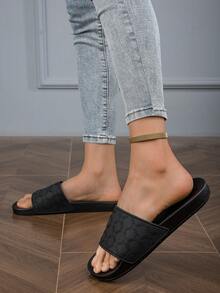 女士时尚拖鞋，纯色字母印花，橡胶鞋底，柔软轻便，室内家居拖鞋，舒适休闲户外凉鞋，适合海滩、派对、散步等场合。 - 黑色 - 查看 6