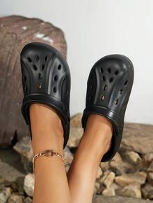 Einfarbige, dicksolige, rutschfeste, strapazierfähige, leichte, weiche, atmungsaktive, verstellbare Absatz Lässig Slip-On Sandalen, geeignet für Innen, Außen, Strand, Garten, modische Clogs