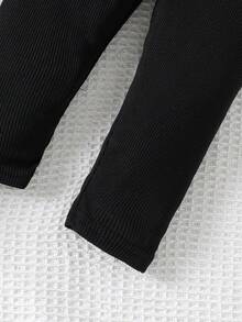 Conjunto de 2 piezas de chaqueta de manga larga de mezclilla con bolsillo con lazo y pantalones de peto para bebés niñas, estilo callejero vintage, para primavera/otoño - Negro - Ver 6