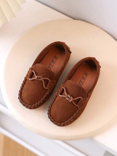 1 par de mocasines de suela blanda de unicolor para niños, bailarinas de moda para niñas, zapatos casuales de punta redonda y peso ligero para niños, adecuados para uso diario y al aire libre