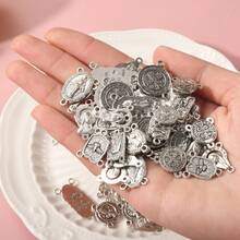 15 Stücke zufällig gemischte Anhänger mit einem Loch oder 3 Löchern, geeignet für DIY Rosenkränze, Armbänder, Halsketten usw.