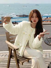 女士柔软羔羊毛夹克，新款秋冬蓬松毛茸茸优雅小外套 - 杏色 - 查看 3