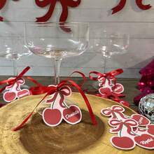 10 pezzi/25 pezzi/50 pezzi/100 pezzi Coriandoli a forma di ciliegia, etichette regalo a forma di ciliegia, etichette regalo per il ritorno a scuola (senza accessori) - etichette per bomboniere, adorabili etichette decorative a forma di ciliegia per il ritorno a scuola, laurea, compleanno, matrimonio, festa della frutta, addio al nubilato