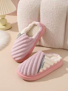 زوج من الأحذية الشتوية النسائية المبطنة، بتصميم مخطط على طراز الجنيات، مناسبة للاستخدام اليومي والمكتبي والمنزلي والرحلات، مناسبة لجميع المواسم