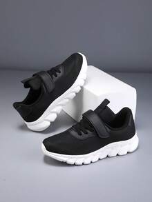 Low-Top Breathable Mesh Comfortable Casual Outdoor Children Sports Running Shoes - Black and White - View 4