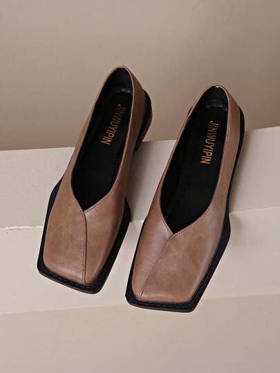 2025 Nuevos zapatos planos de mujer con perlas, cuero lacado y punta cuadrada estilo Mary Jane, versátiles mocasines de primavera/otoño, 2025 Nuevos zapatos planos de mujer talla grande vendidos