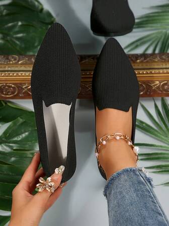 女士纯色平底鞋，透气针织尖头一脚蹬，轻便舒适