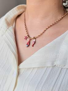 波西米亚风格彩色鱼吊坠链项链手工绳项链，适合作为度假配饰、约会、礼物