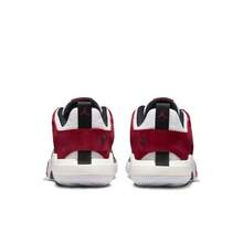 Nike 耐克威斯布鲁克缓震支撑训练男篮球鞋，新款防扭稳定抓地低帮篮球鞋，乔丹ONE TAKE 5 PF休闲运动篮球鞋，Court Essential FD2336-160 - 白紅色 - 查看 6