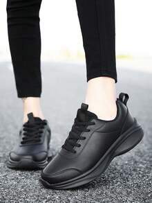 Women's Breathable Black Chunky Sneakers, Lightweight Leather-Surfaced Running Shoes, Multifunctional Comfortable Platform Shoes, Fashionable Solid Color Synthetic Leather Non-Slip Low-Top Casual Shoes, Suitable For All Seasons, Size 35-45 - Black - View 2