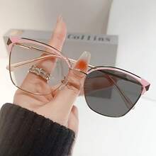 Fashionable Cat Eye High-End Photochromic Glasses - Light Purple Gold - View 7