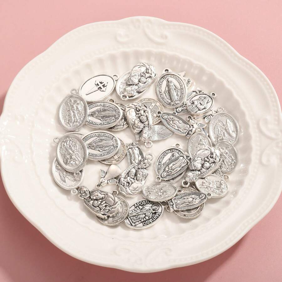 15 Stücke zufällig gemischte Anhänger mit einem Loch oder 3 Löchern, geeignet für DIY Rosenkränze, Armbänder, Halsketten usw.