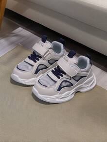 زوج من أحذية الأطفال الرياضية الكاجوال الشبكية الوردية، أحذية أطفال جديدة للربيع/الخريف مع خطاف وحلقة، أحذية أطفال صغار مريحة بألوان متباينة جذابة