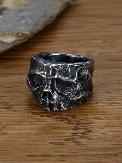1pc Vintage Cast Skull Exaggerated Domineering Stainless Steel Ring, Halloween Accessory For Men