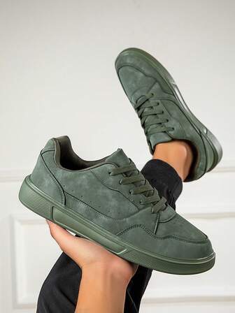 男士休闲运动鞋，时尚低帮透气舒适耐用滑板鞋，适合街头、派对、散步和旅行