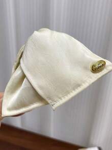 1pc Elegant Solid Color Polyester Satin Triangle Hair Claw, Suitable For All Seasons Fall Fashion Women Hair Clip Autumn Hair Accessories Claw Clips Hair Clutch Clips For Hair Winter For Vacation Outfits Woman